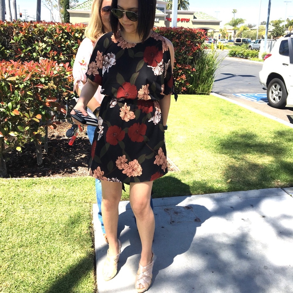 Flowery open back dress